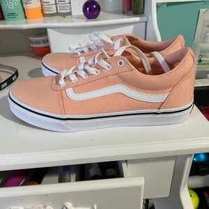 Girls Vans